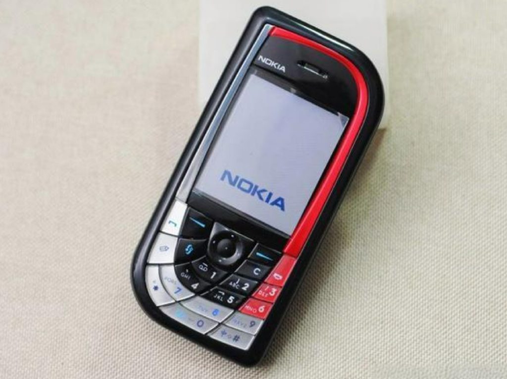 诺基亚6670