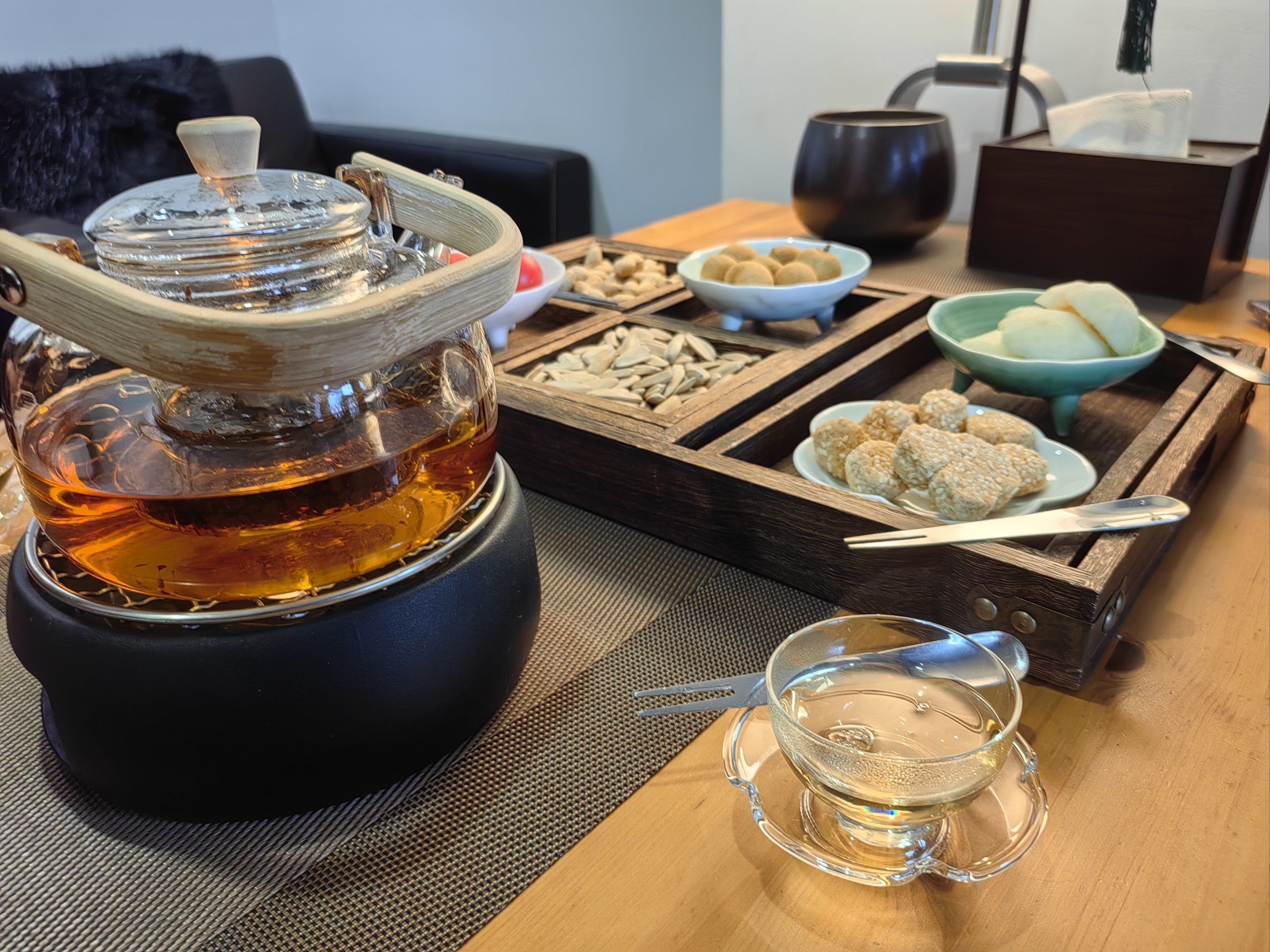 南宁品茶文化探秘,千年茶香里的城市慢生活