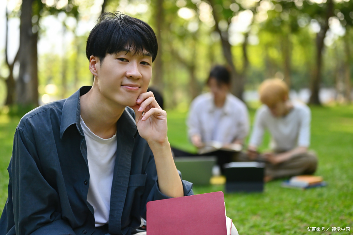 合作现在别人怎么约到大学生