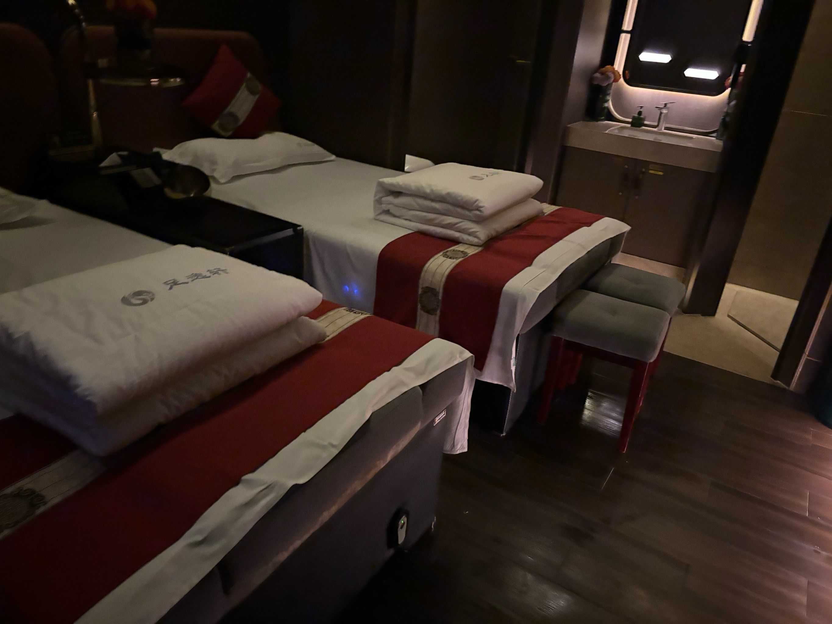 近日爆发的,附近足浴店500米内怎么找最靠谱？真实体验测评来了