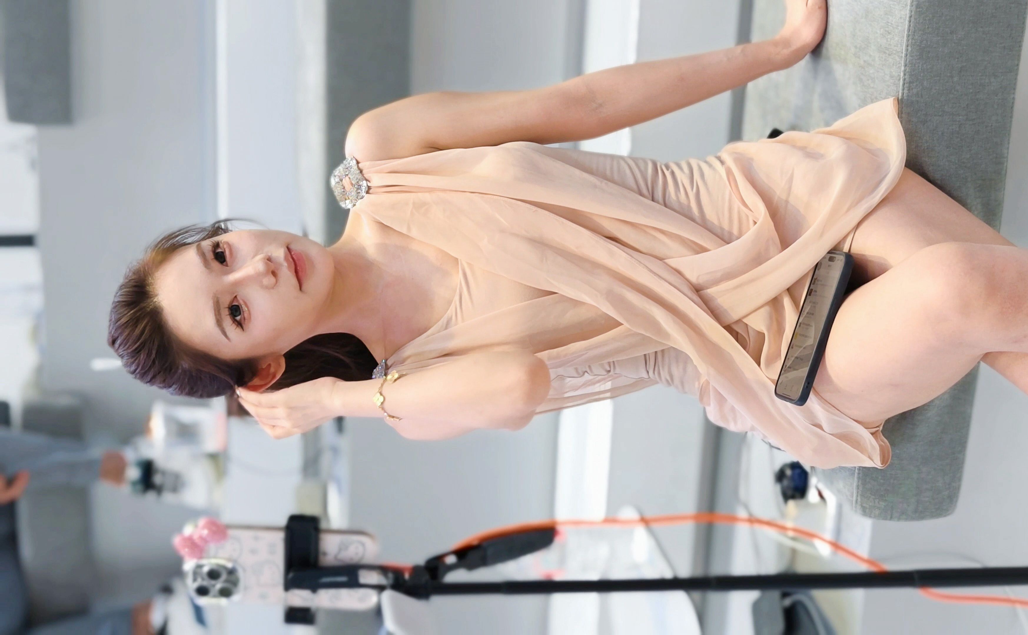 今日要闻：车模服务价格解析与行业内幕揭秘