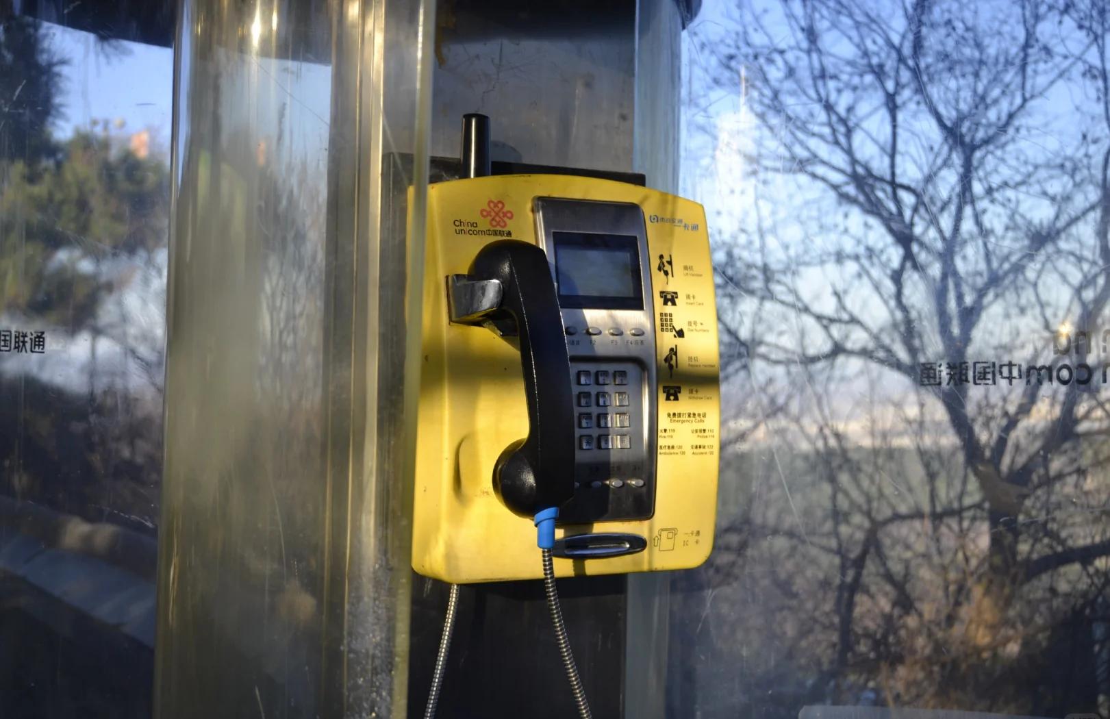 尼康D3100配什么镜头好 尼康D3100值不值得买