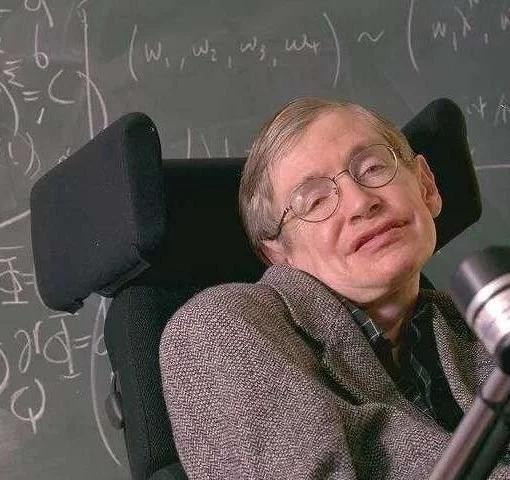 被困在轮椅上半个多世纪的物理学家...