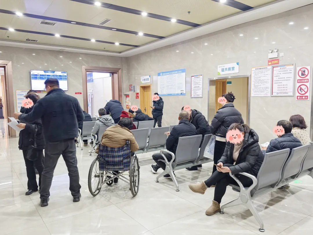 异地办事总跑空？全国微信空降二维码省70%材料费