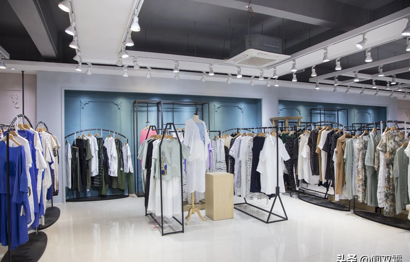 行业动态揭秘：按摩店暗语与服务现象解析