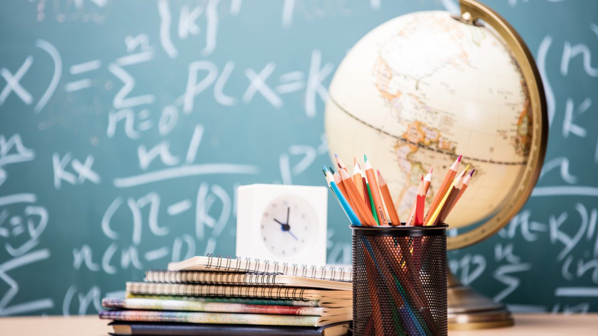 一场重大政治风波引发了关注花社区优质老师开课app真的能提升学习效果吗？