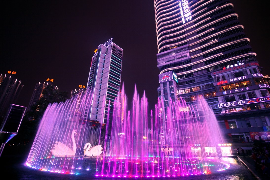 观音桥野水沟夜间人群观察,探寻妹子出没时间规律