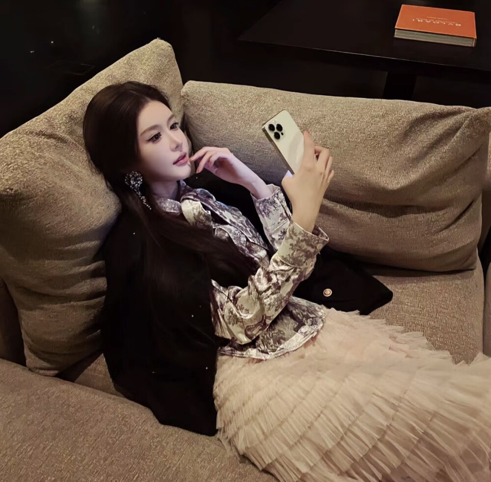 新手如何找到高端名媛社交圈？