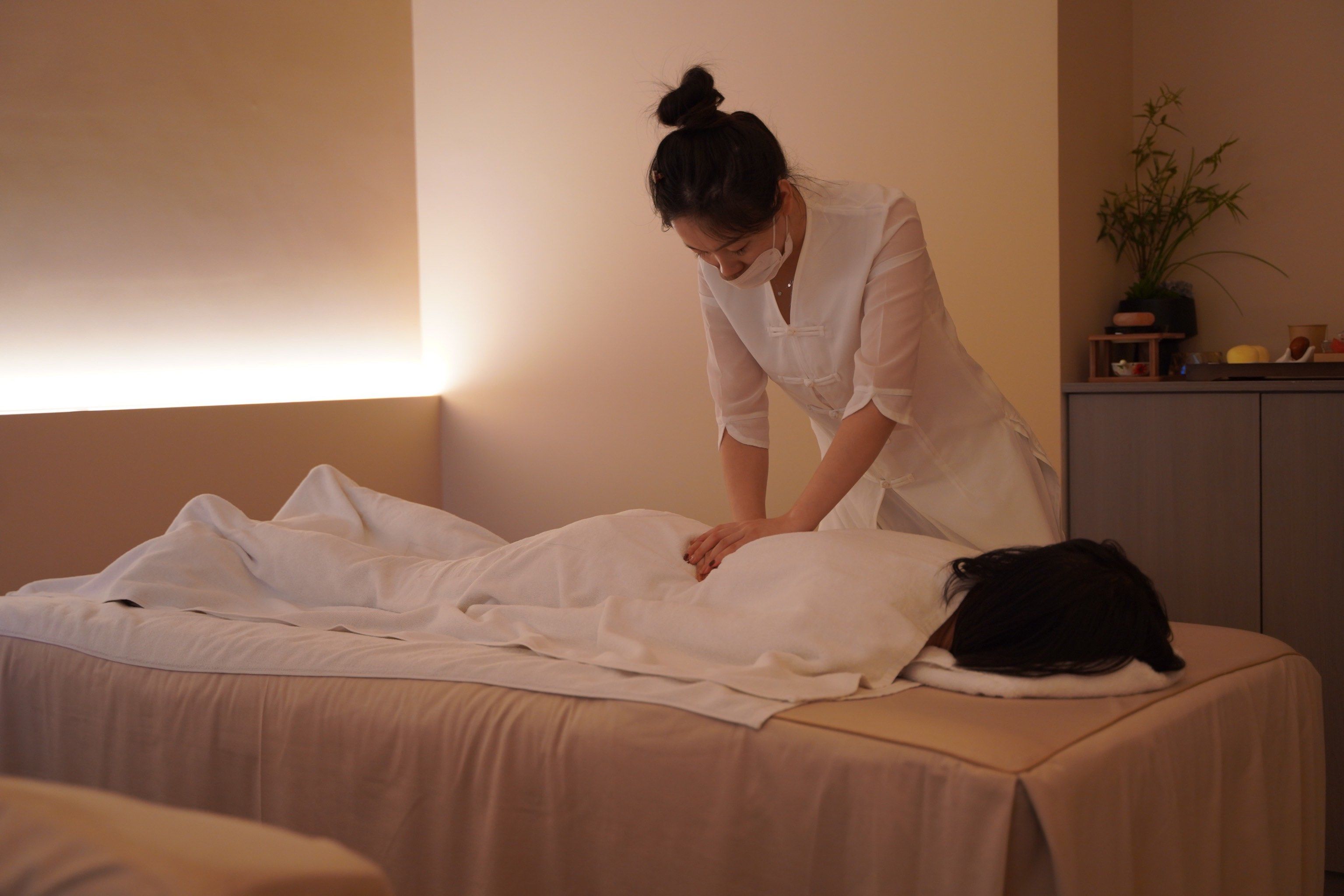 为什么精英女性偏爱精油SPA？揭秘省时30%的定制化疗程新解析