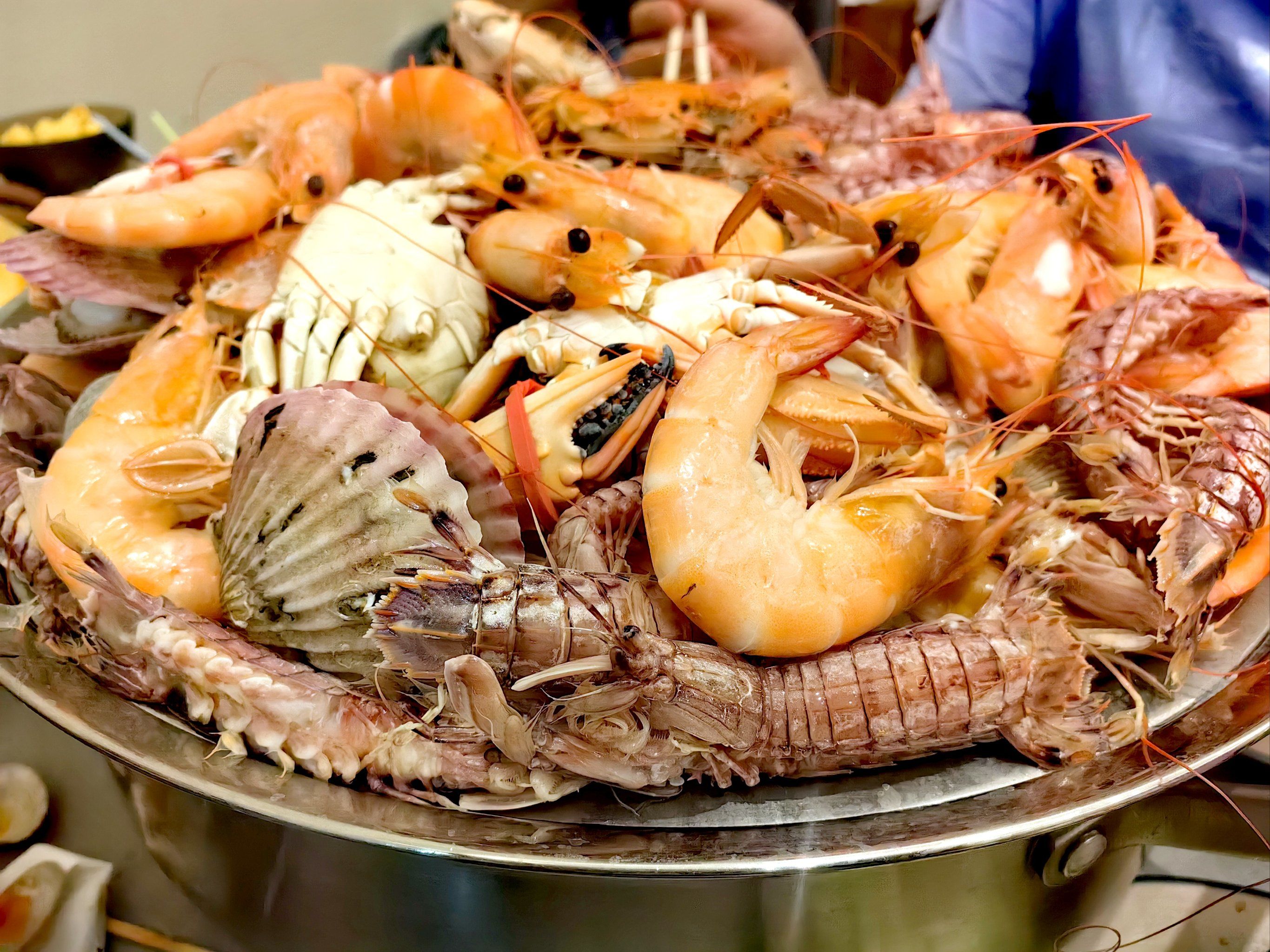 日照怎么看附近的人卖