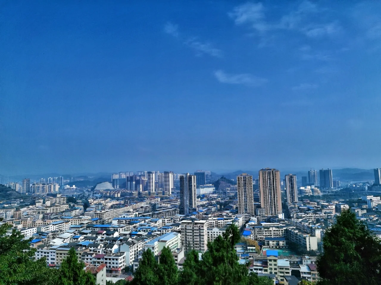 遂宁宾馆住宿后服务如何称呼