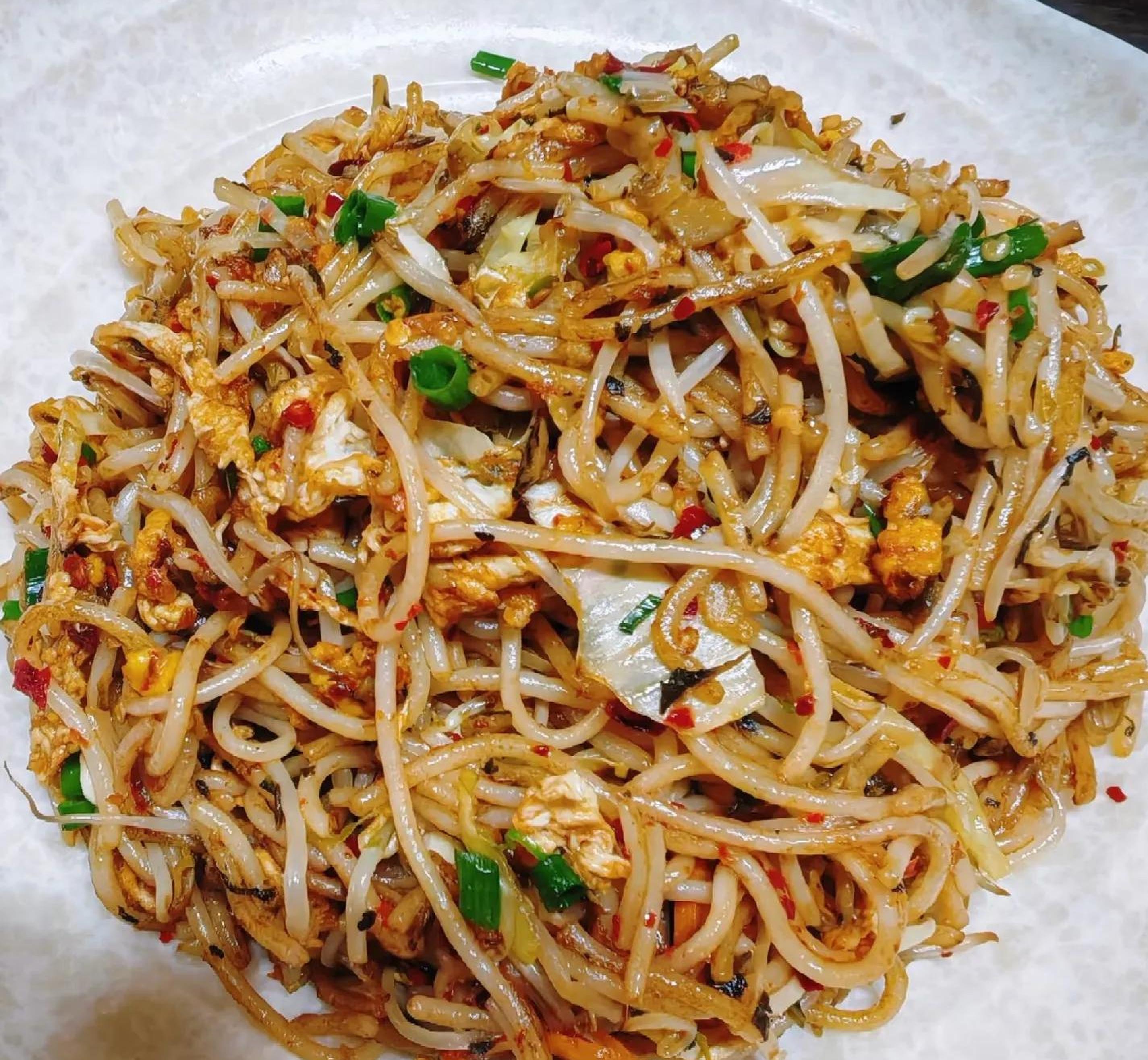 深度调研：乐山哪条街卖特色美食的街道推荐2025年必尝美食与避坑小贴士