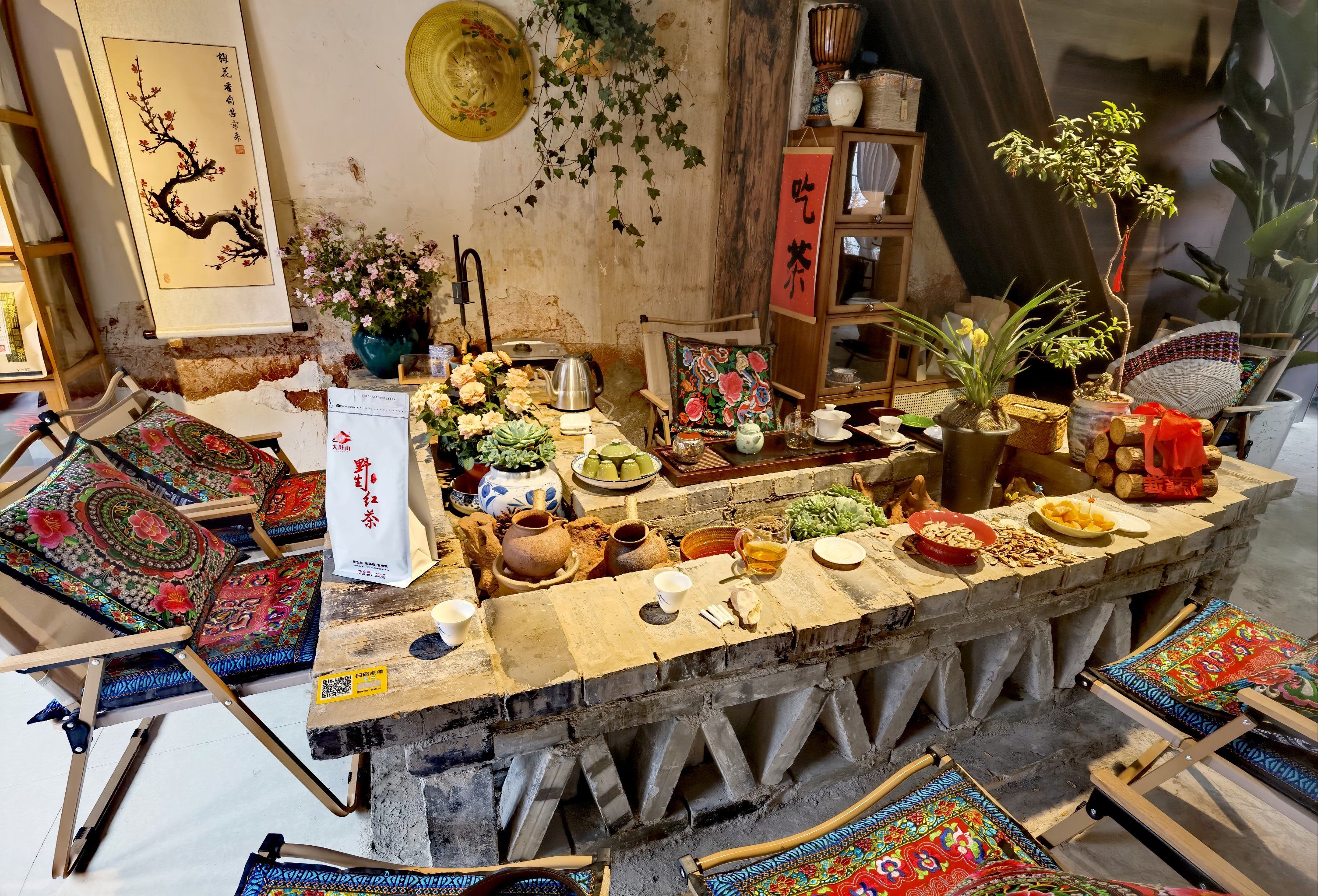 南宁品茶地图：从老友茶摊到新派茶馆的味觉之旅揭秘