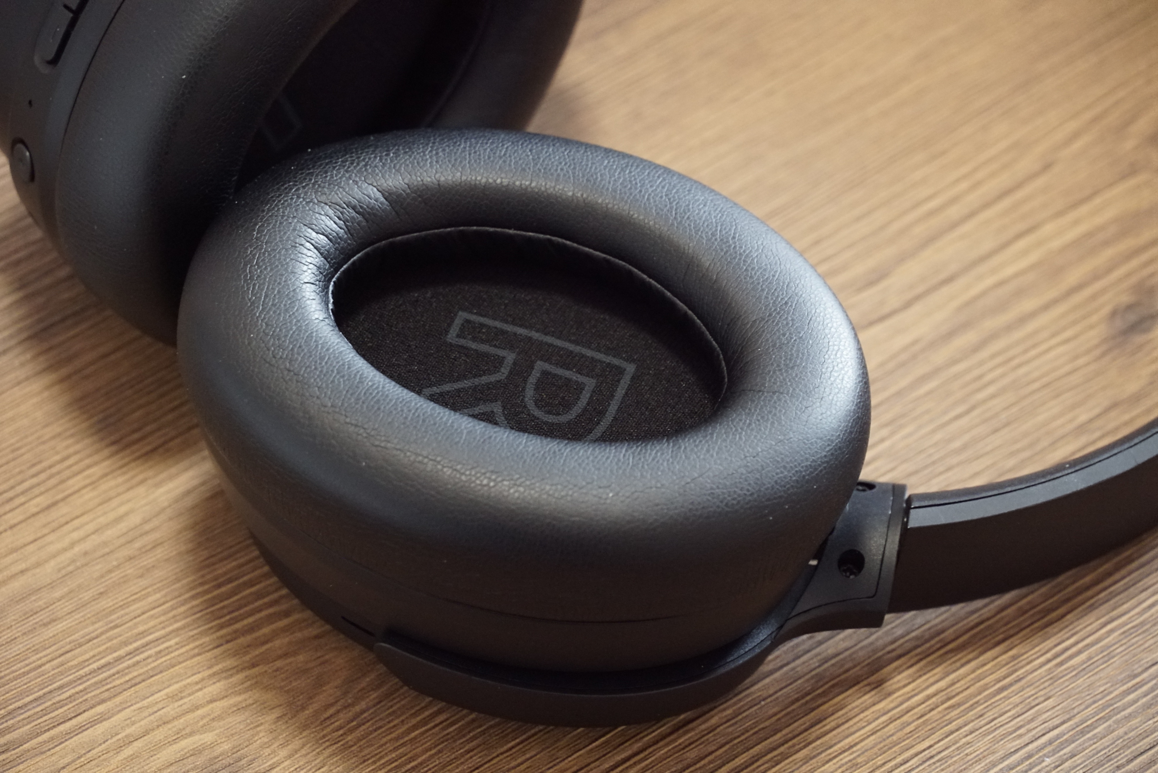 小米9和探索版区别 小米手机功能全解析