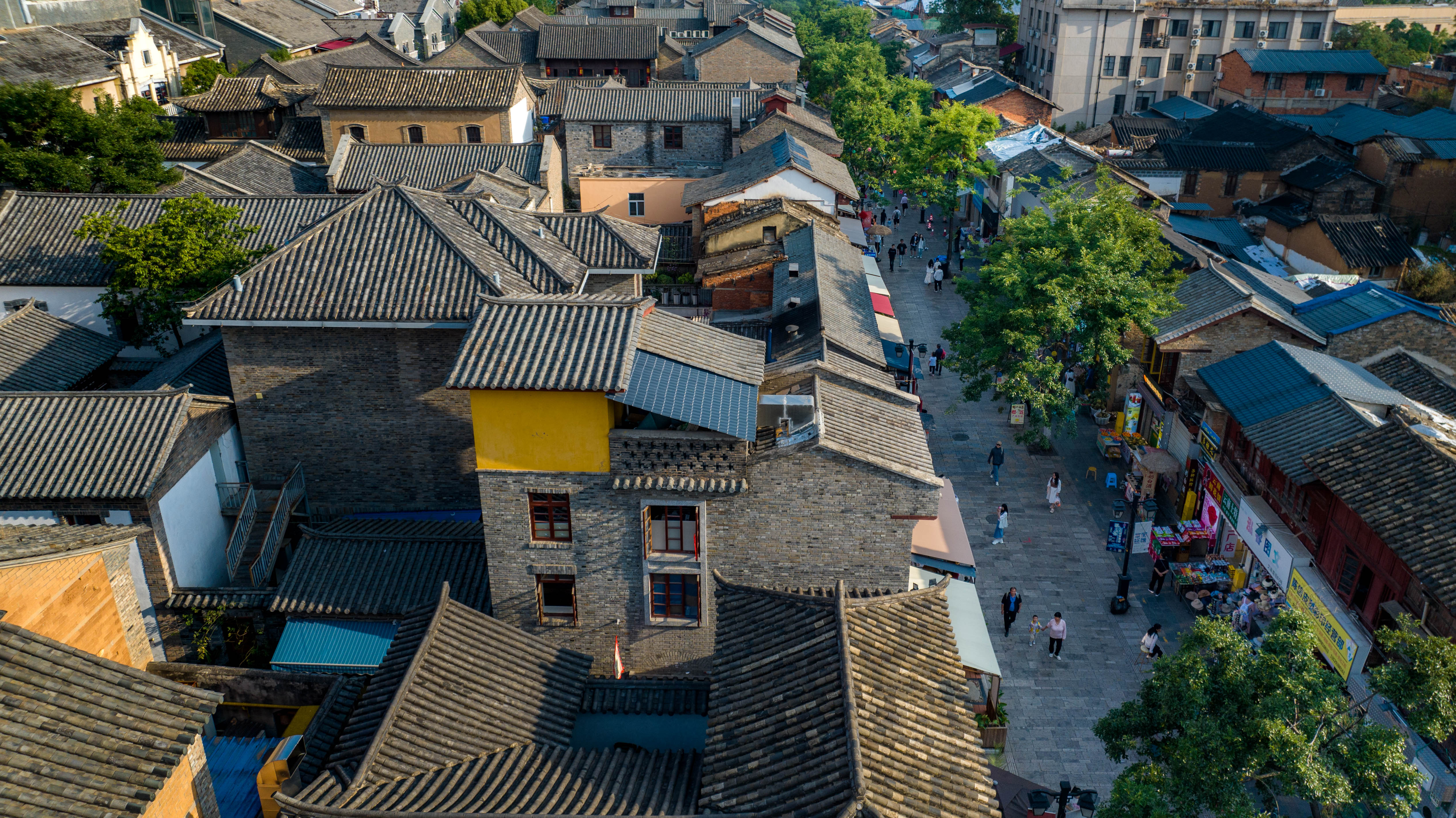 渝北巷子游玩全攻略：本地人私藏的烟火气与独特玩法