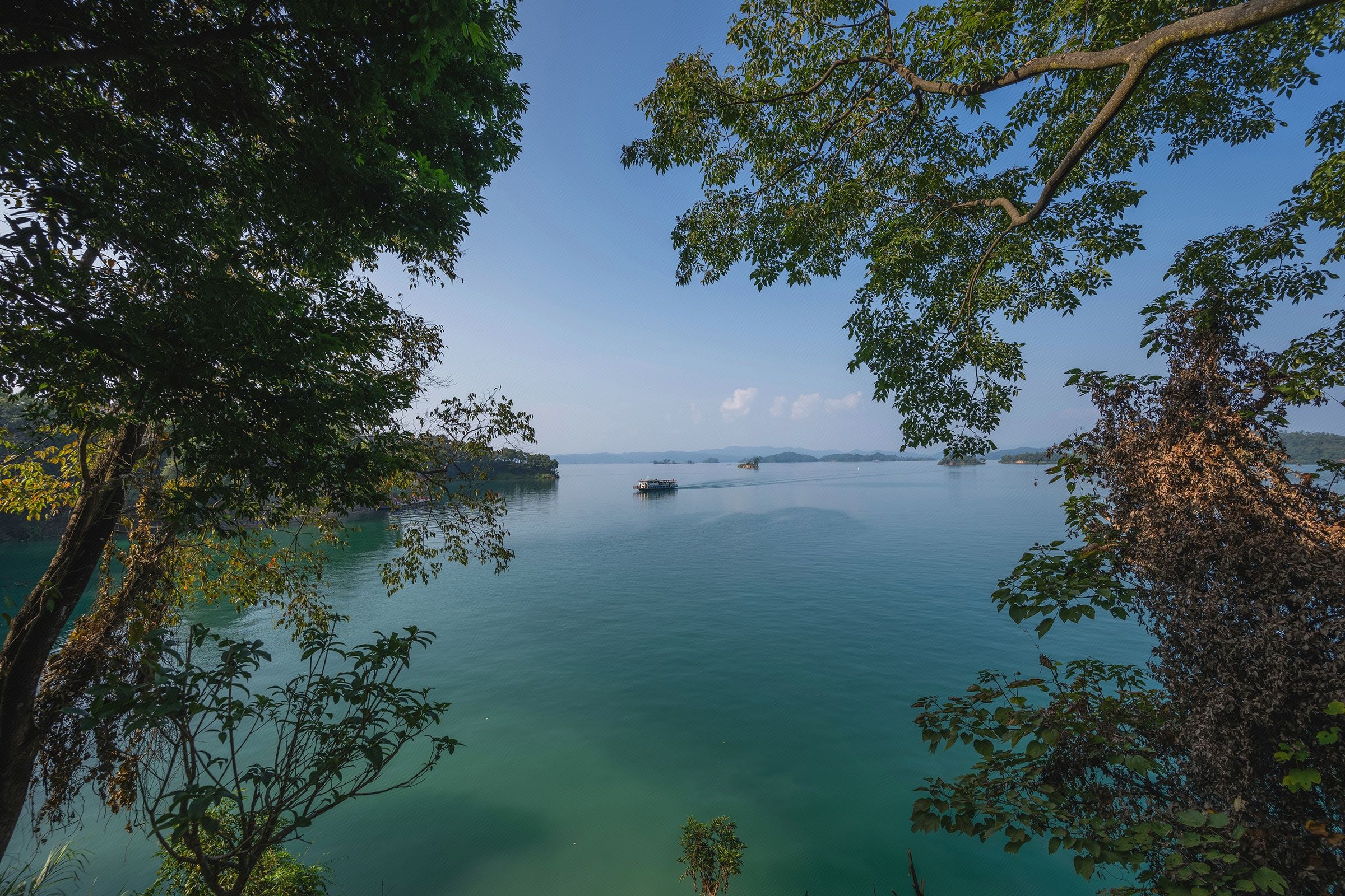 河源那里有站小巷