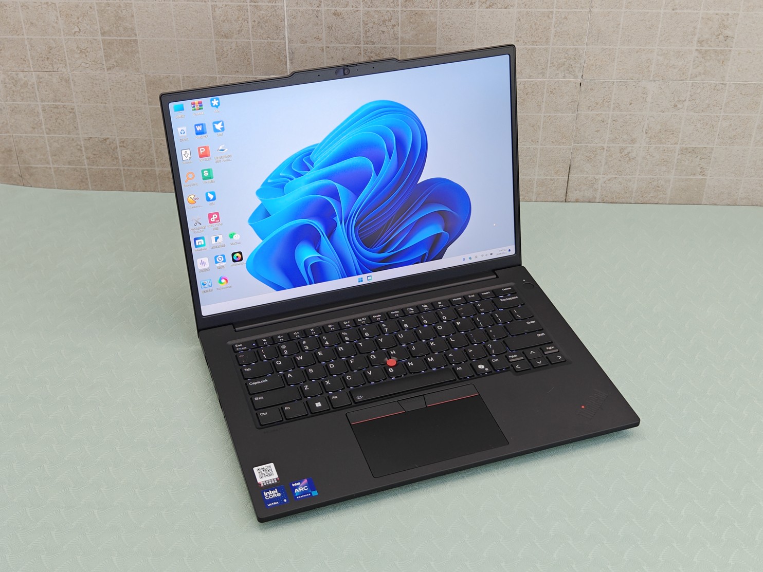 ThinkPad X240长宽厚尺寸 不同价位人群购买区别