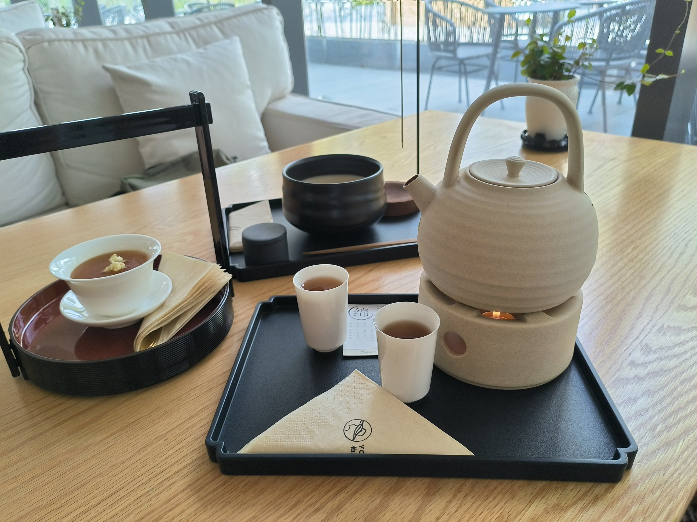 扬言羚羊早报：成都伴闲网最新可用网址靠谱查找指南