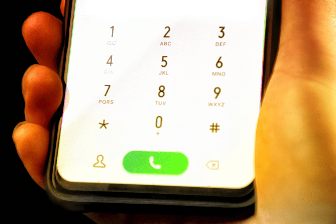 腾冲当地特殊服务如何找到：手机靓号、温泉住宿及安全指南