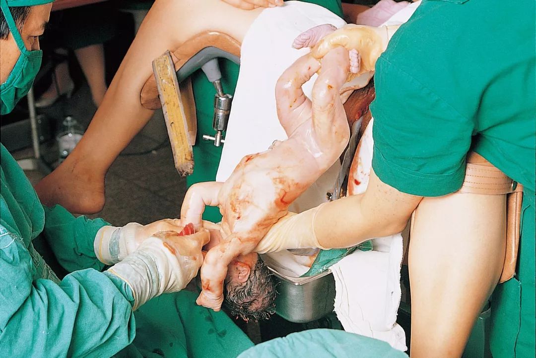 最新报告揭秘：村长探店城中村精品｜2025年隐藏美食与独特体验完全指南