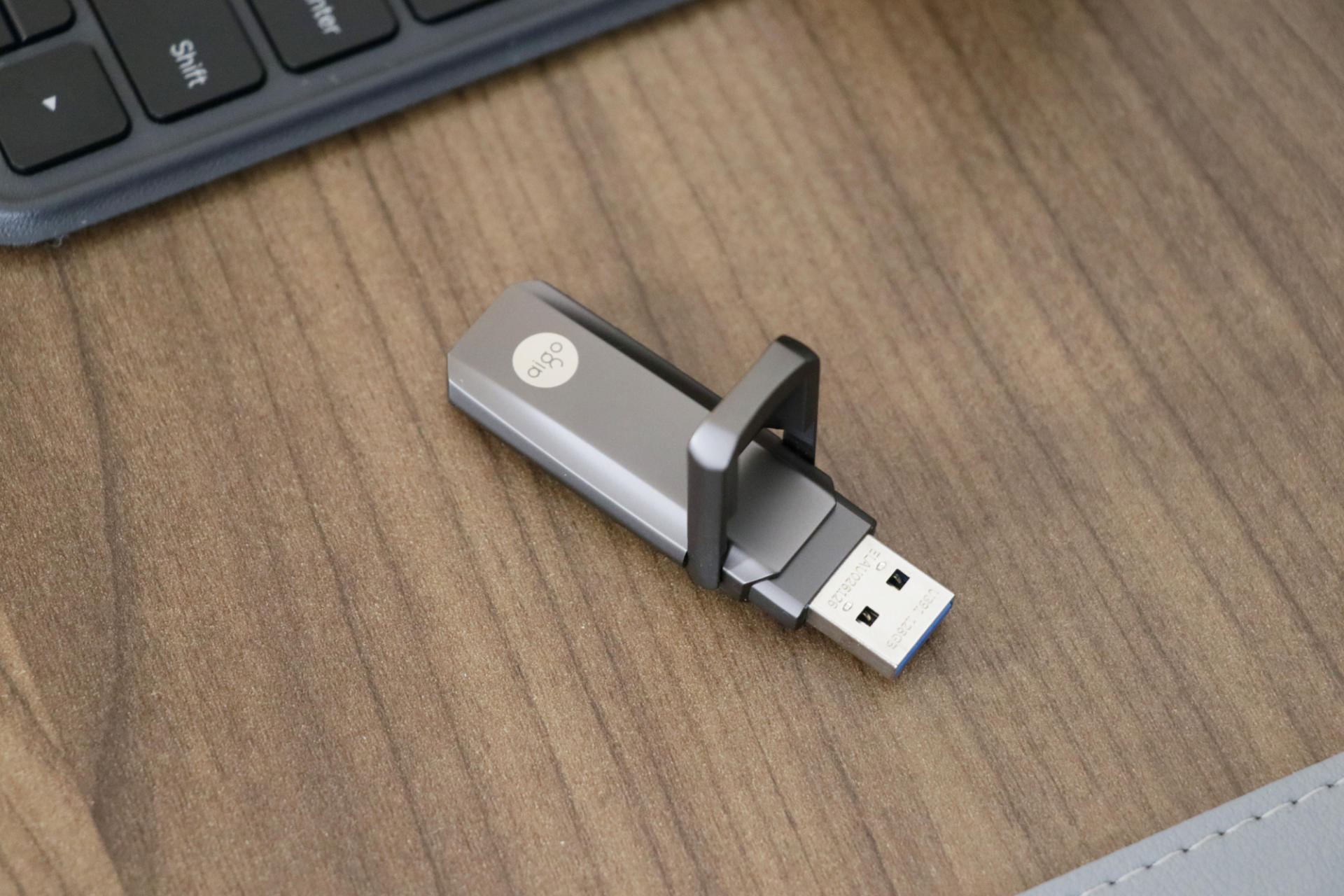 U盘怎么分盘 U盘分区最简单方法