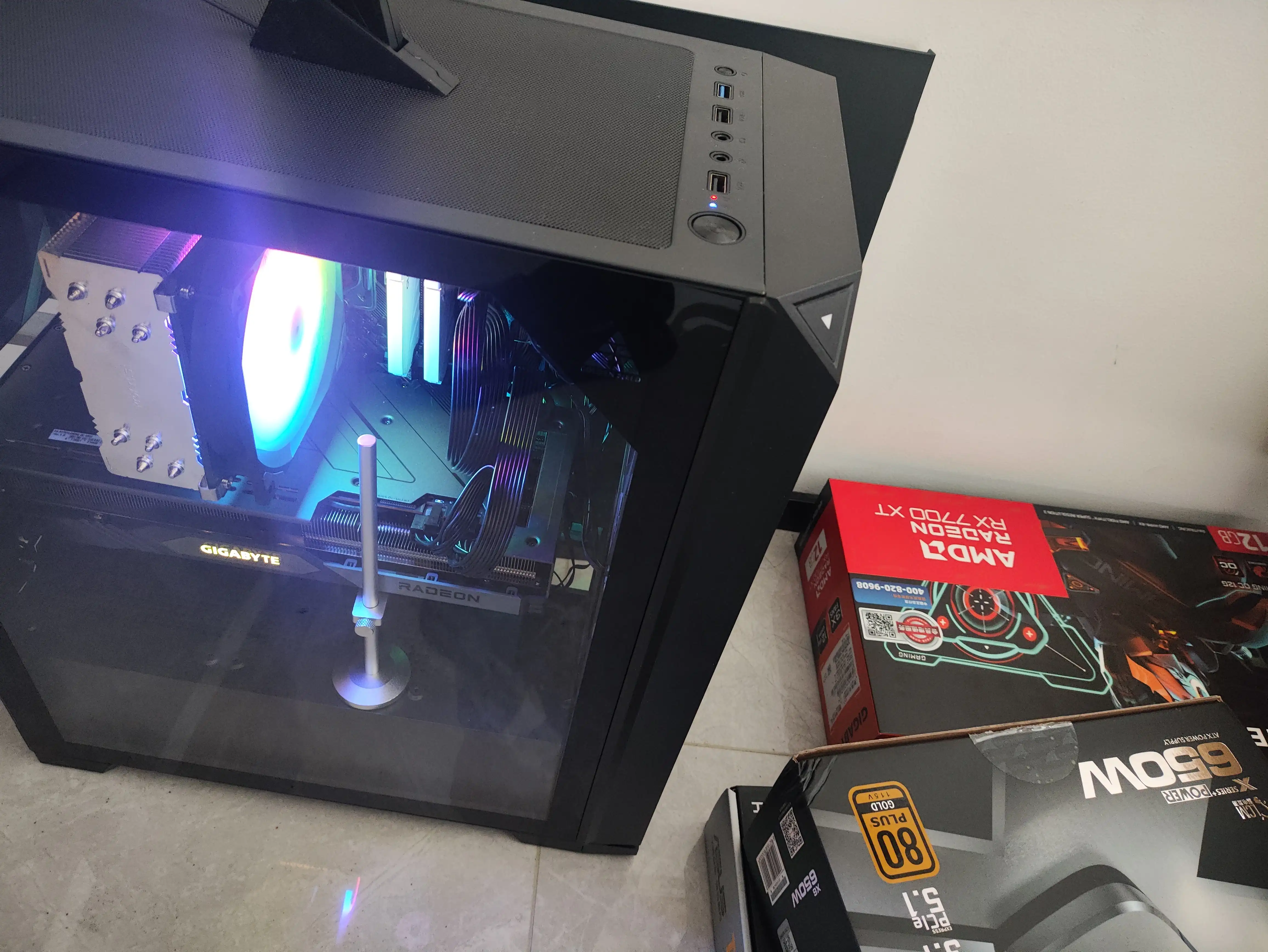 影驰七彩虹技嘉显卡对比 哪个品牌更值得入手