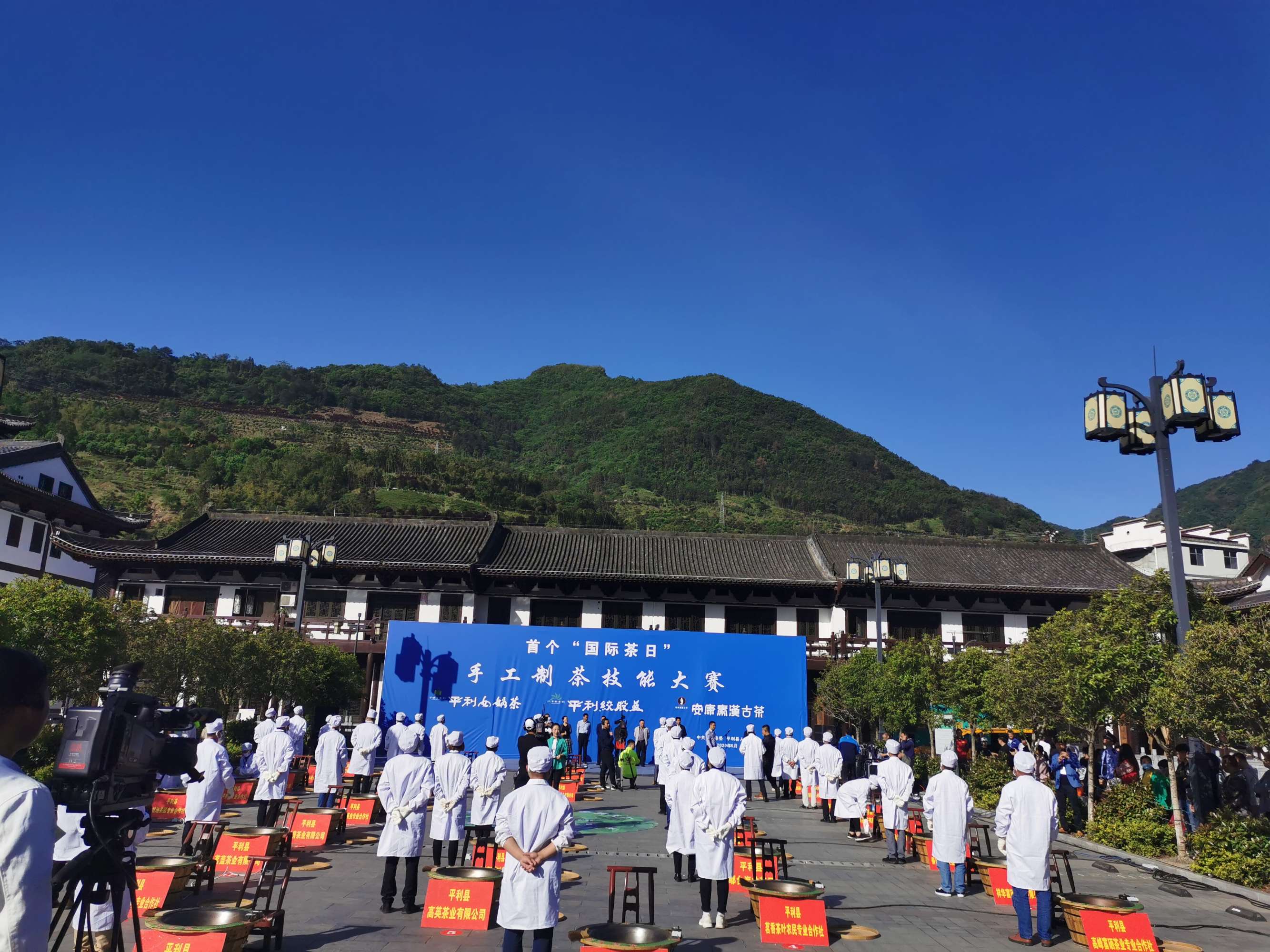 近日消息显示：长安镇霄边小巷子还能玩吗？2025最新游玩攻略与体验分享