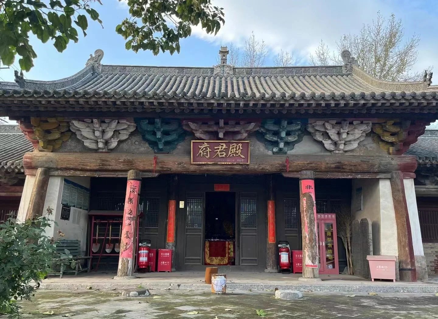 最新研究数据显示：威海张村一条街的具体位置与实地探访分享