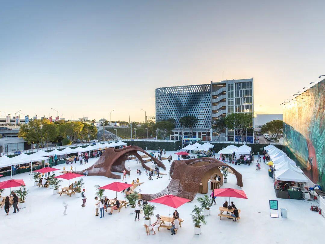 京城文化密码破解：为什么说龙凤阁论坛社正在重塑北京文艺生态？