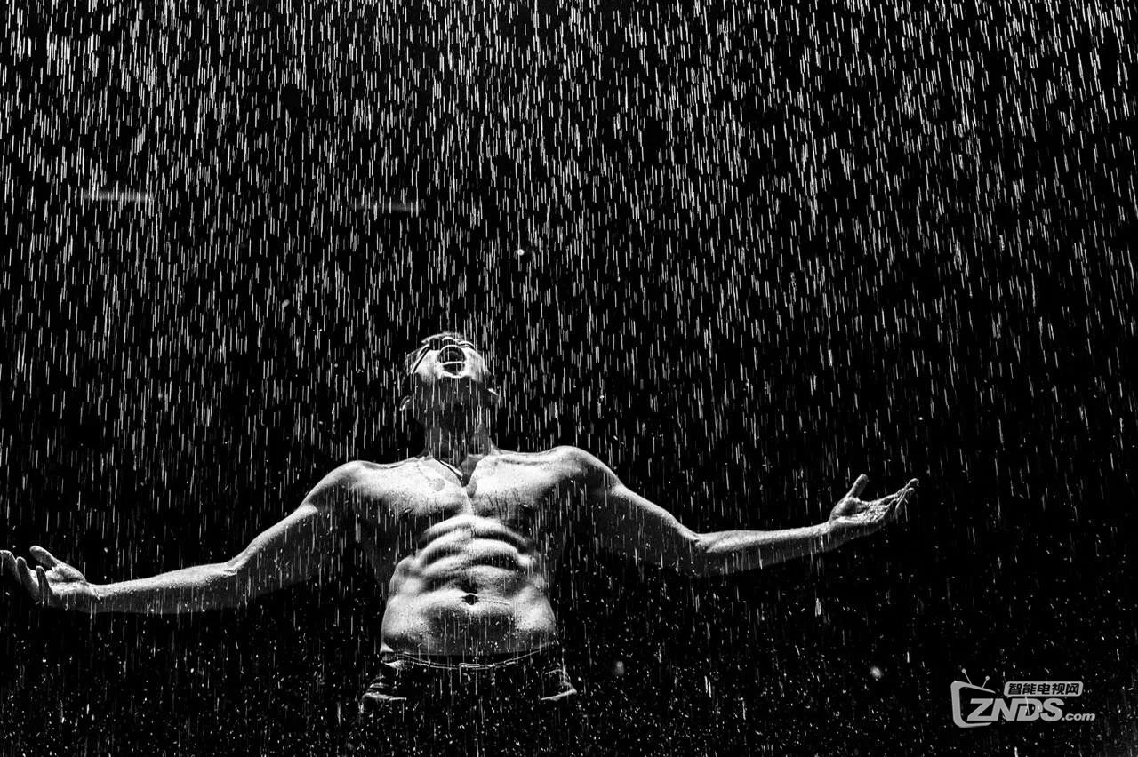 rain在上海地铁代言的化妆品 洗面奶宣传海报怎么制作