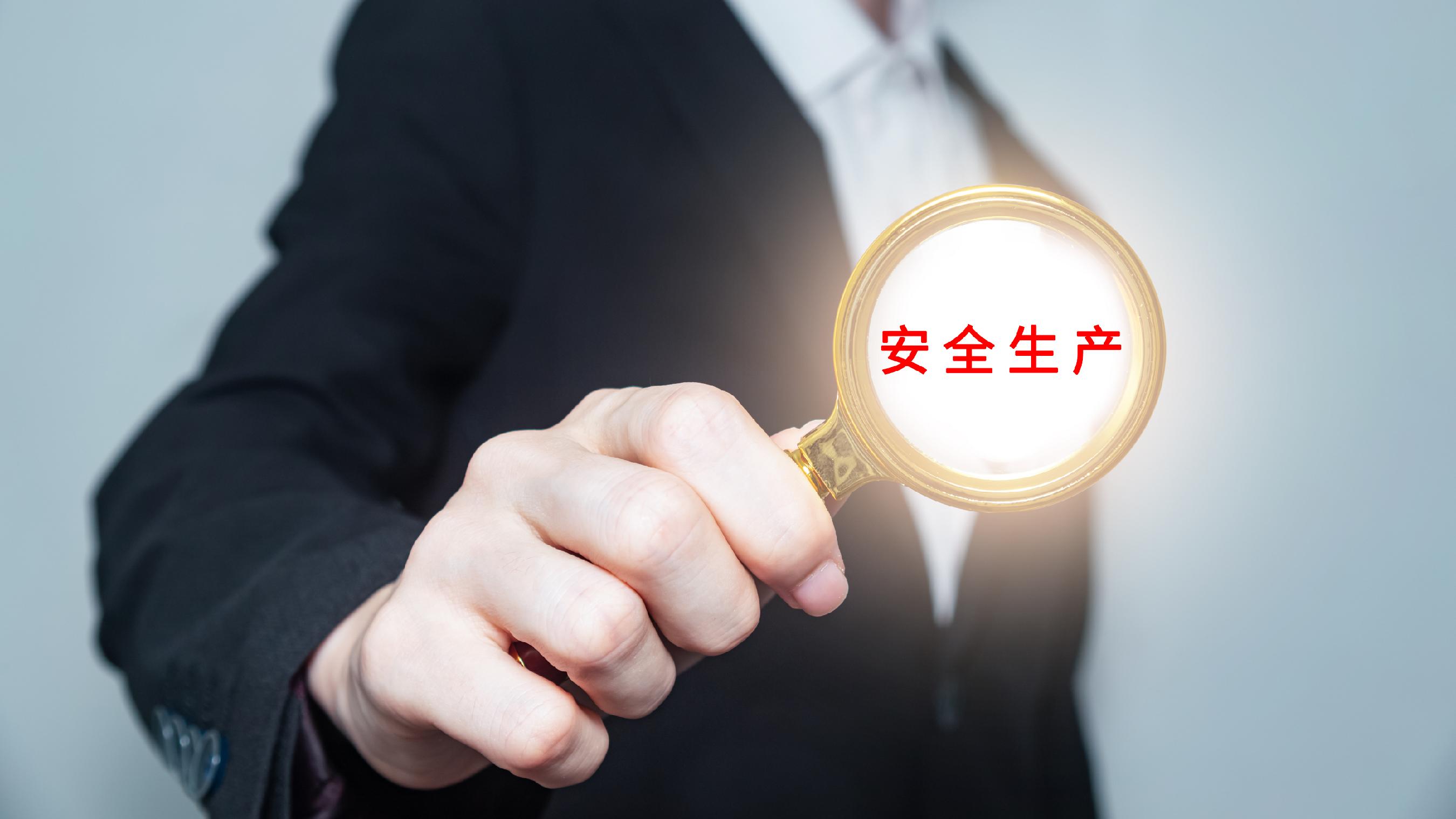 解读问题：附近人100米大泡_如何使用与注意事项_实测安全操作指南