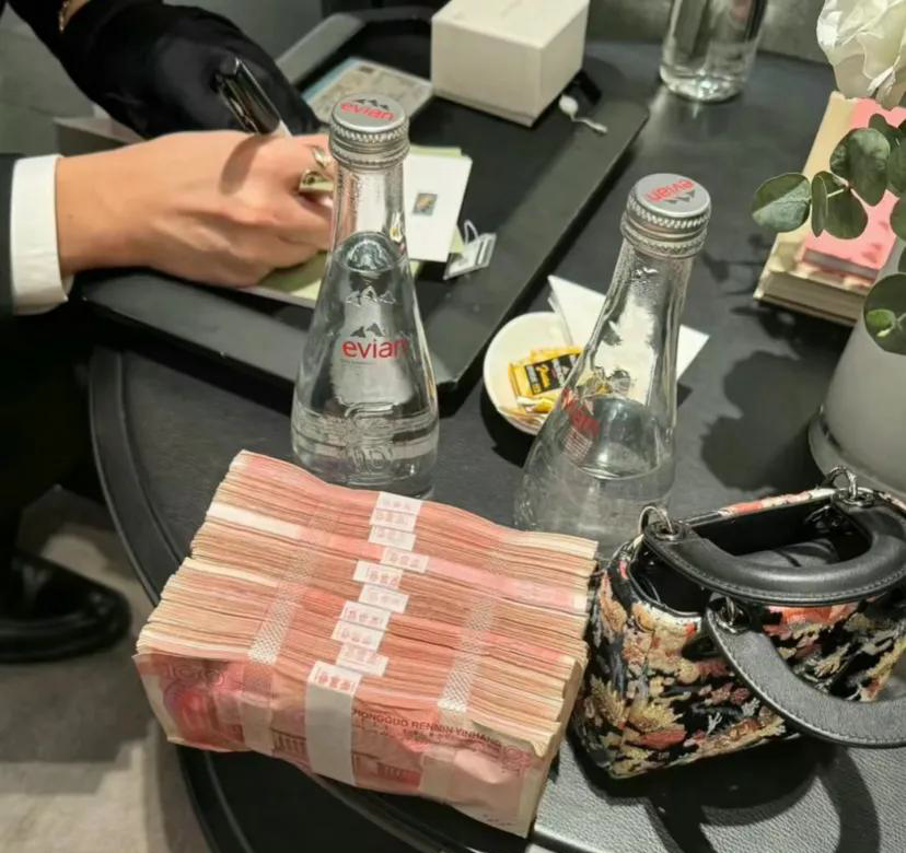 张掖怎么找到接私活的女生电话